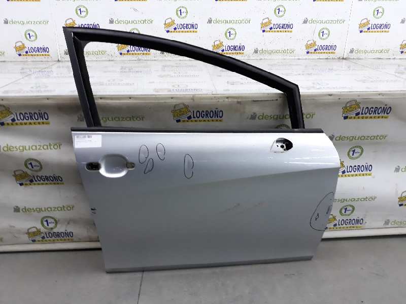 SEAT Leon 2 generation (2005-2012) Front Right Door 1P0831056A, 1P0831056A 19615767