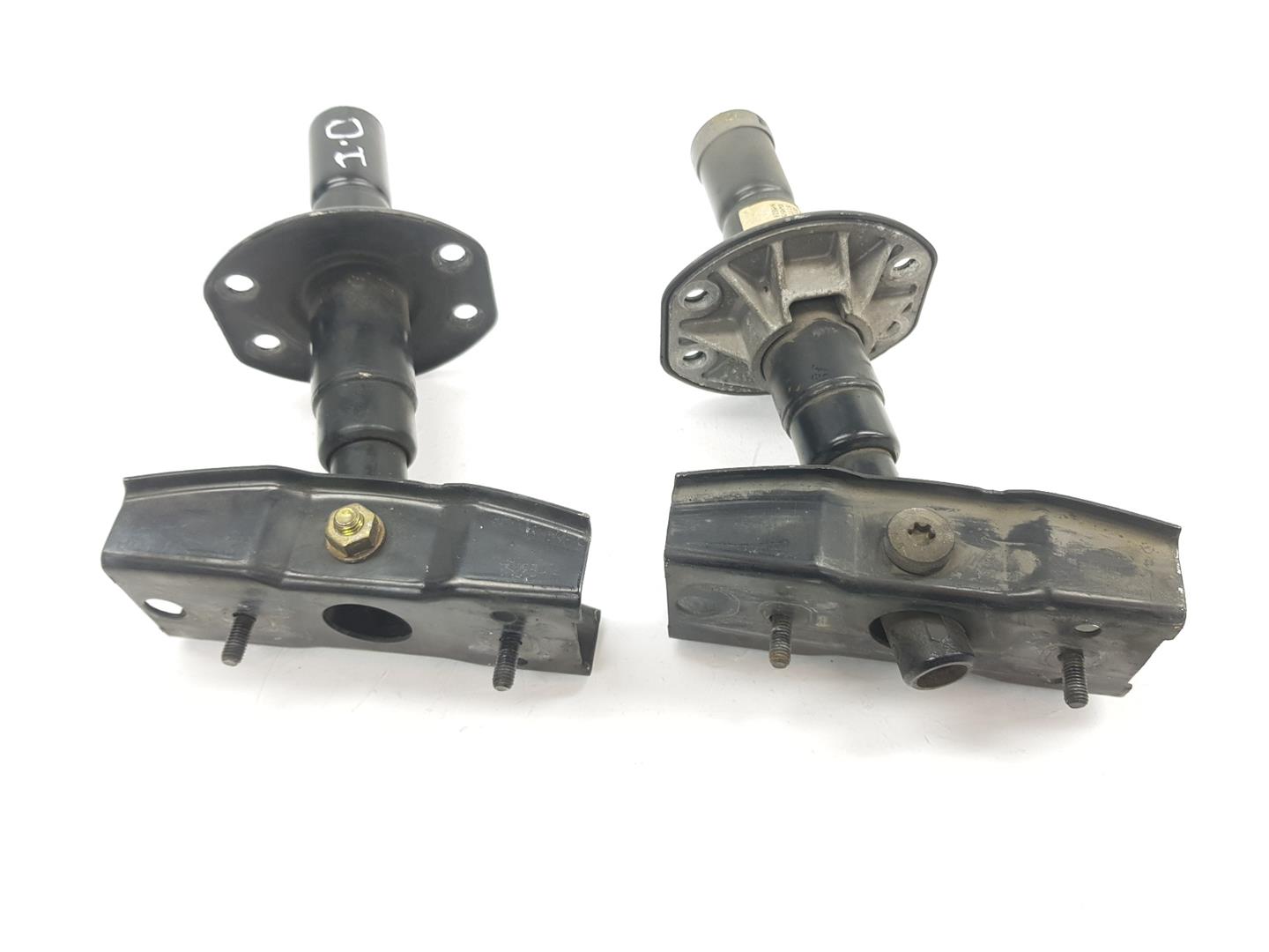 BMW 3 Series E36 (1990-2000) Other suspension parts 51118176272, 8176271 24208909