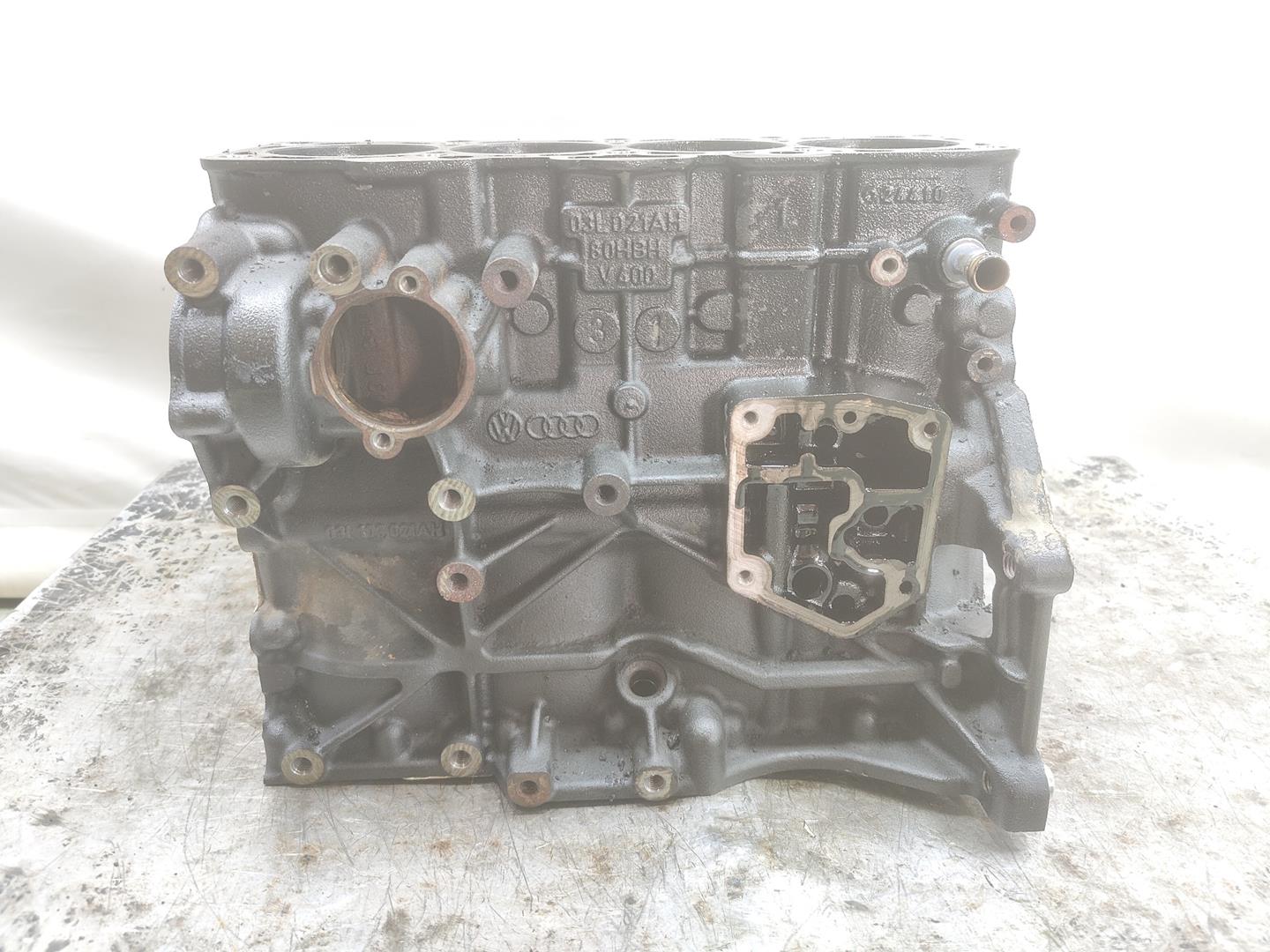 VOLKSWAGEN Passat Variant 1 generation (2010-2024) Engine Block 03L103011AG, 03L103011AG 19789676