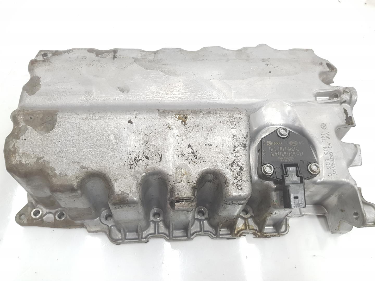 VOLKSWAGEN Golf 7 generation (2012-2024) Forgattyúsház 04L103603C, 04L103603, 1151CB 24543614