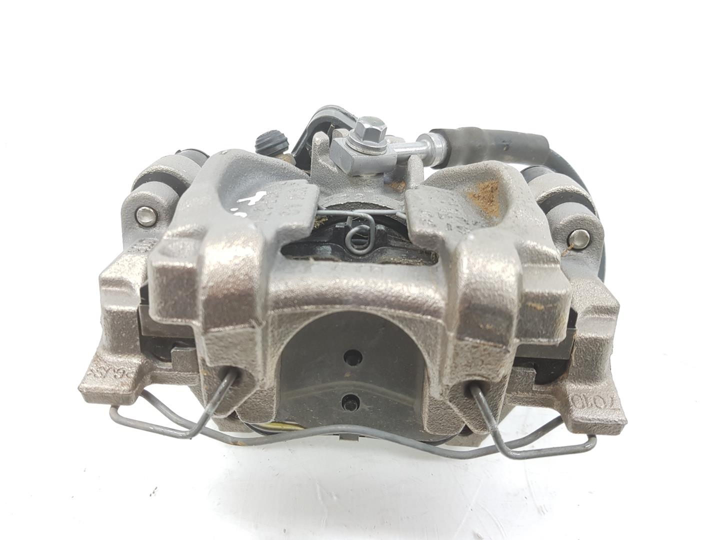 VOLKSWAGEN T-Roc 1 generation (2017-2024) Rear Right Brake Caliper 5Q0615424E, 5Q0615424E 24140852