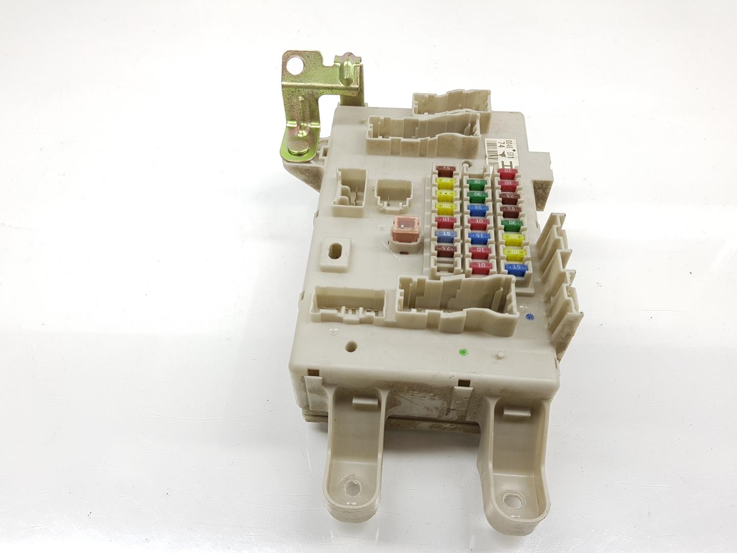 TOYOTA Land Cruiser 70 Series (1984-2024) Fuse Box PPT25P5, 8273060080 23754320