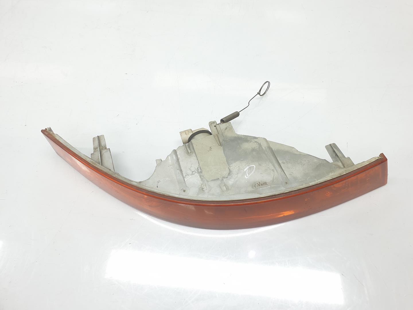RENAULT Master 2 generation (1997-2010) Front Right Fender Turn Signal 8200163918, 8200163918 24133929