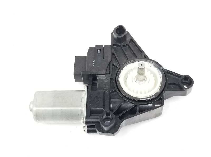 MERCEDES-BENZ GLA-Class X156 (2013-2020) Rear Right Door Window Control Motor A2469063200, 968741101, SOLOMOTOR 19732645