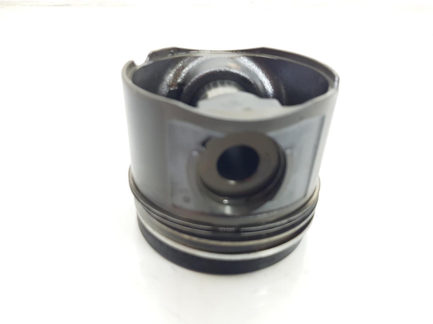 BMW 3 Series E46 (1997-2006) Поршень 11252247502, PISTON204D1 19892761