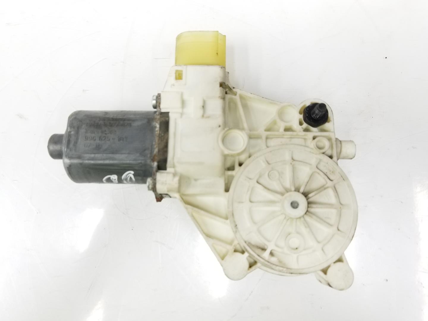 BMW 1 Series E81/E82/E87/E88 (2004-2013) Front Right Door Window Control Motor 67626927028,6927028,SOLOMOTOR 19749141