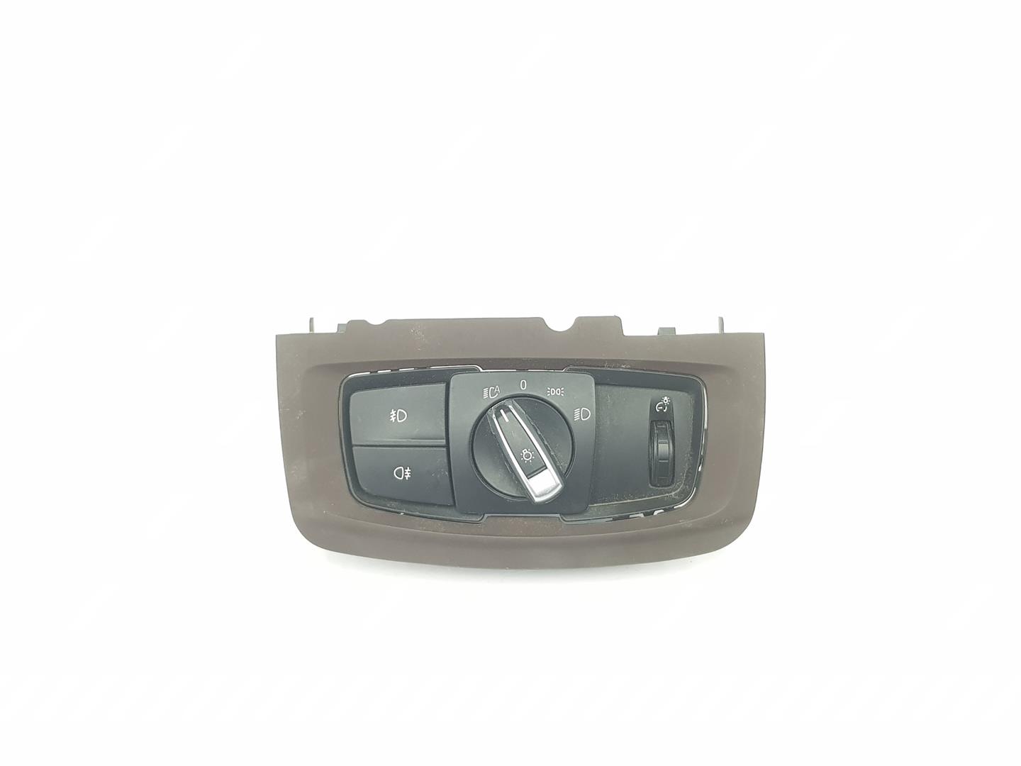BMW X5 F15 (2013-2018) Headlight Switch Control Unit 61316824888, 61319865813, 1141CB 24214769