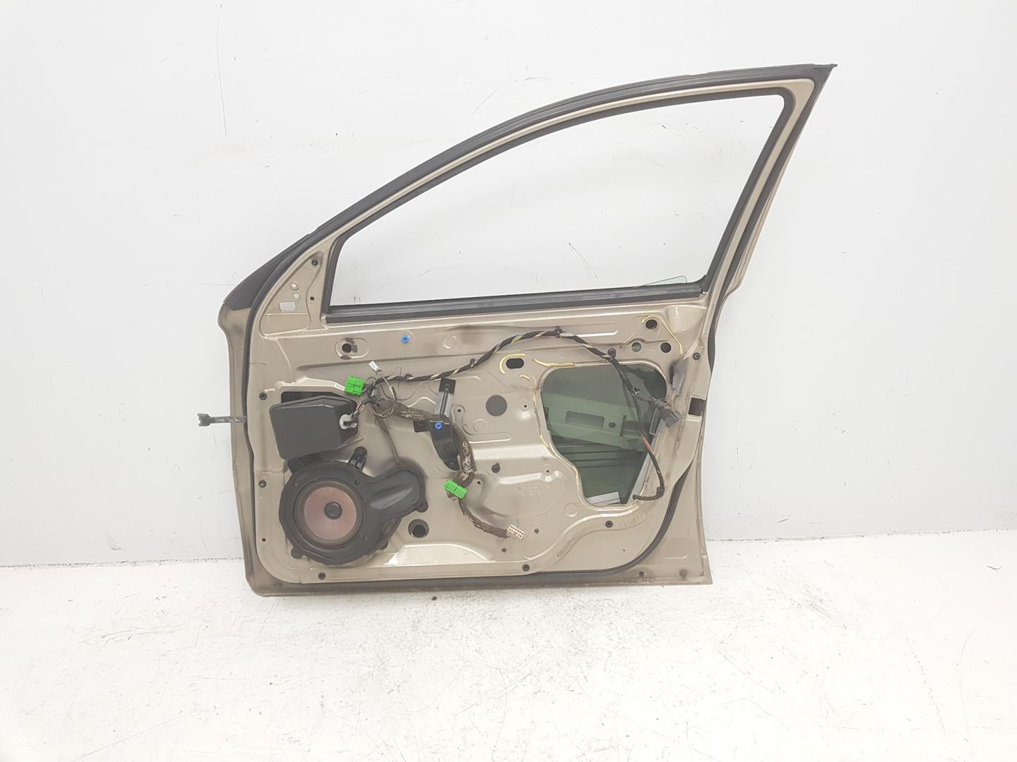 VOLVO S60 1 generation (2000-2009) Porte avant droite 30796487, 30796487 24237350