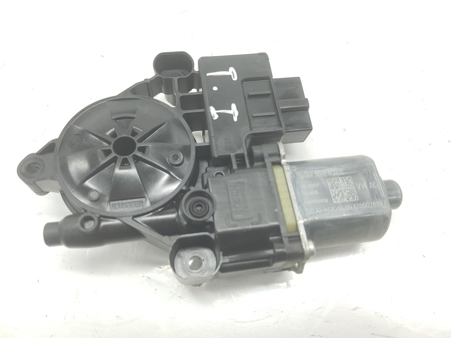 SEAT Leon 3 generation (2012-2020) Rear Left Door Window Control Motor 5Q0959811E, 5Q0959811E 19699654