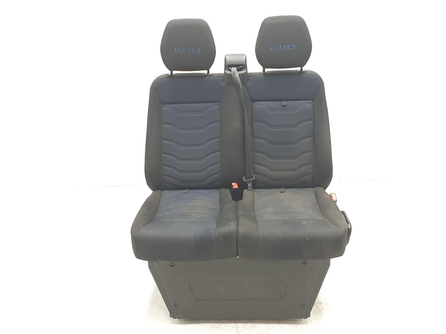 IVECO Daily Front Right Seat ENTELA, MANUAL 24250147