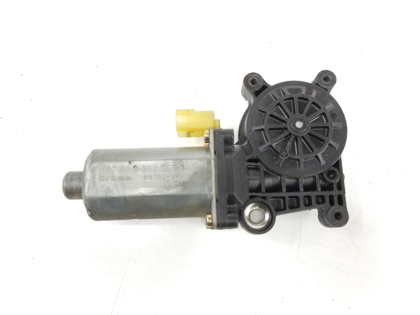 BMW 3 Series E46 (1997-2006) Rear Right Door Window Control Motor 67628362065, 67628362065 19773523