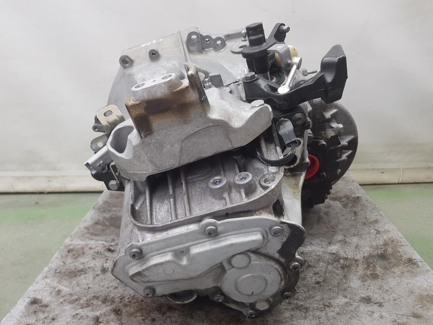 CITROËN C4 Picasso 2 generation (2013-2018) Gearbox 20MB32,9802485680 24816313