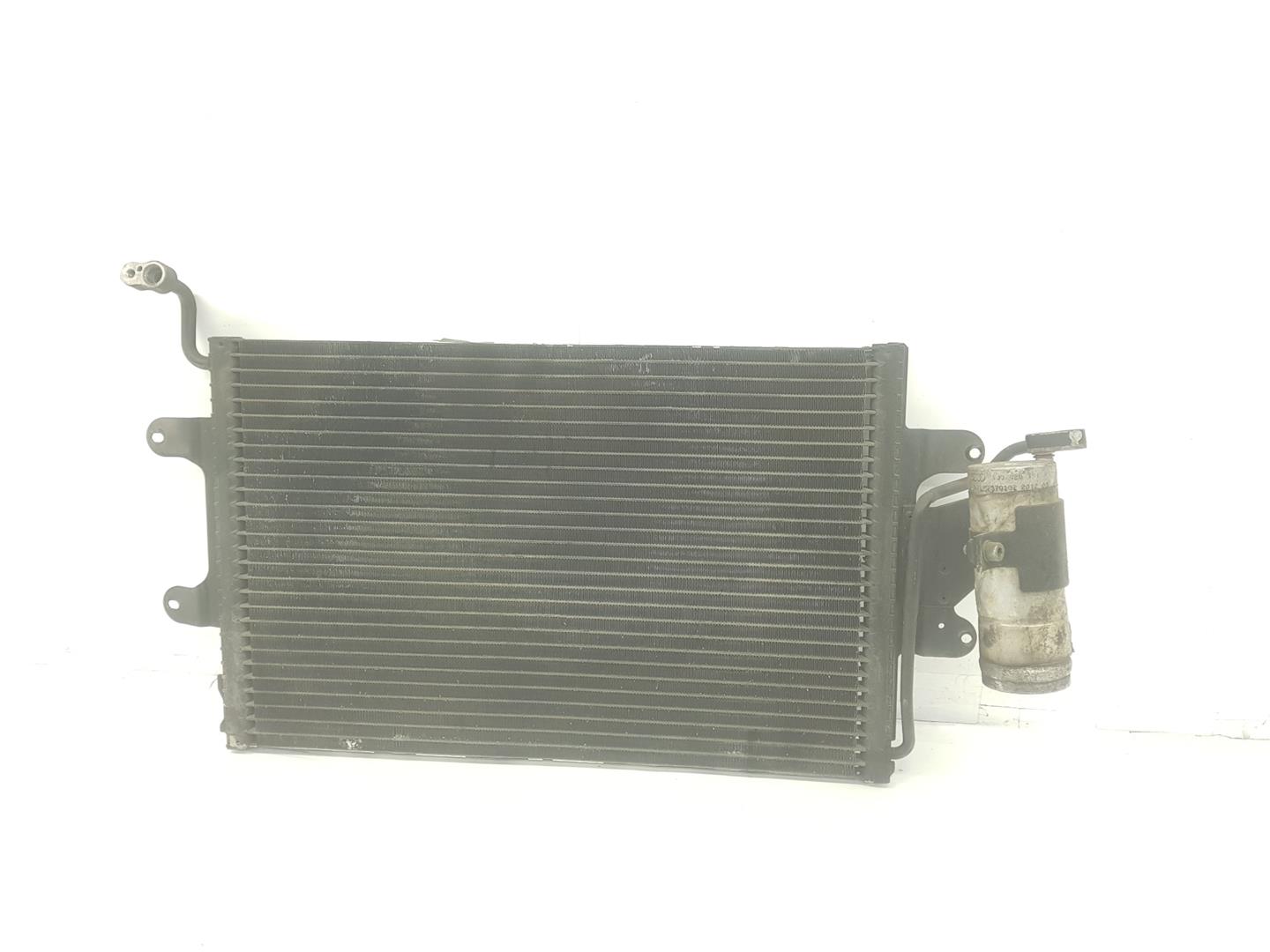 SEAT Ibiza 2 generation (1993-2002) Aušinimo radiatorius 6K0820411,6K0820411 19852574