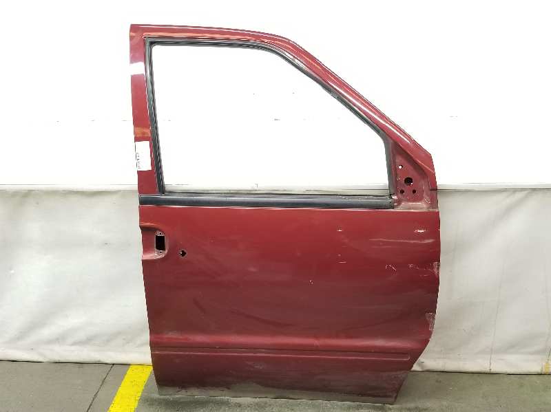 NISSAN Serena 1 generation (1991-2002) Front Right Door 801009C032,801009C032,ROJO 19751116