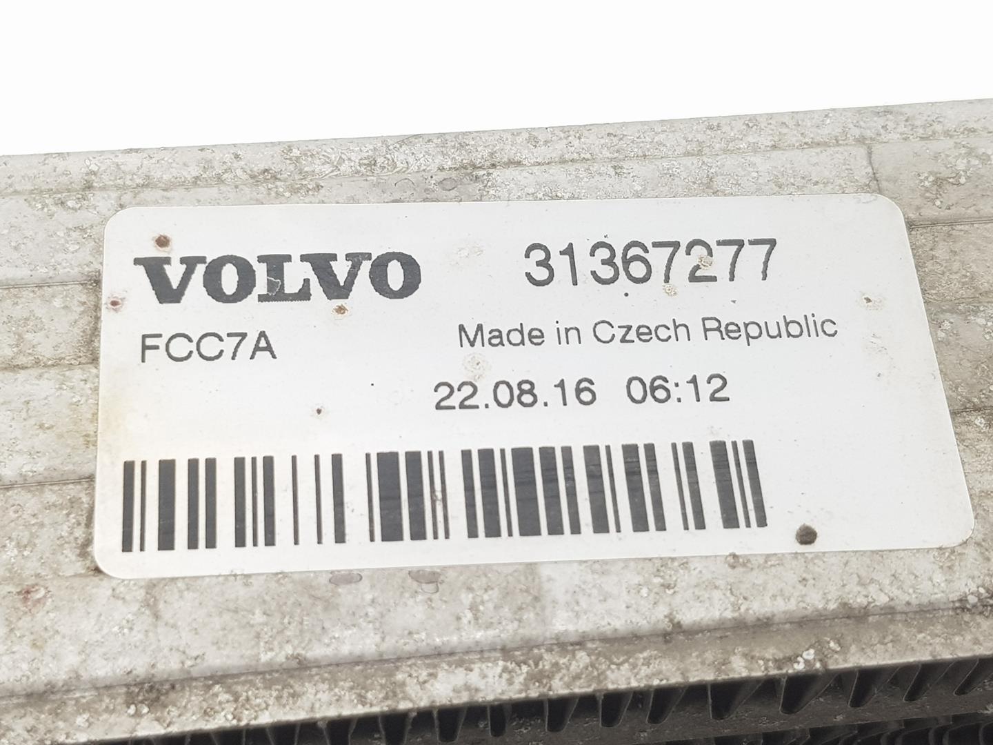 VOLVO V40 2 generation (2012-2020) Радиатор интеркулера 31367277, 31367277 24202471