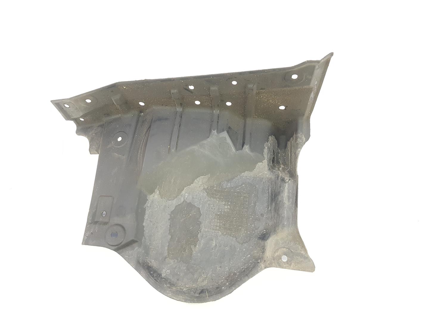 Cubre carter 4B11 5379A085 de Mitsubishi Lancer berlina 2007-2012 295 CV con 176722 km - pieza usada