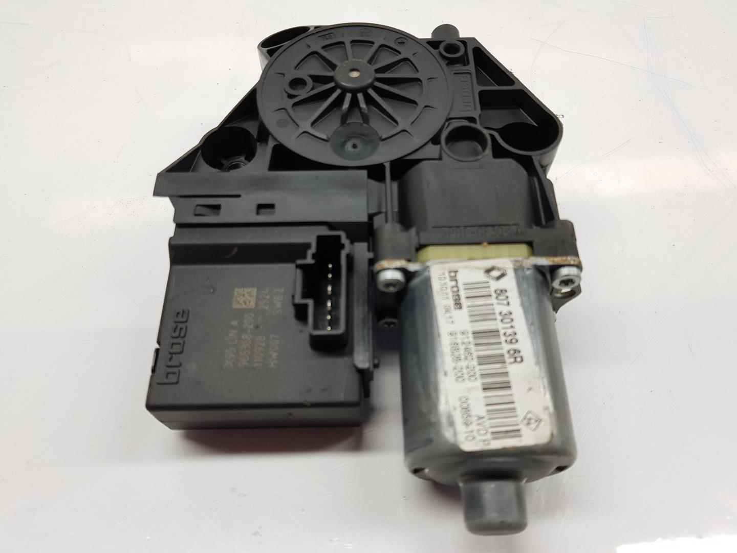 RENAULT Megane 3 generation (2008-2020) Motor de control geam ușă dreapta față 807301396R, 807301396R 22933422