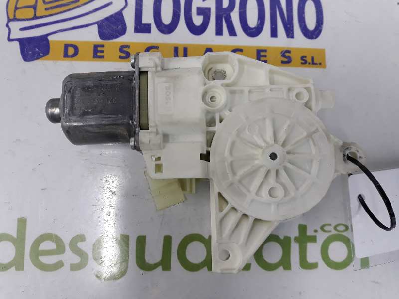 MERCEDES-BENZ E-Class W212/S212/C207/A207 (2009-2016) Motor regulator geam ușă stânga față A2129066802, 0130822503, A2048200142 19615333