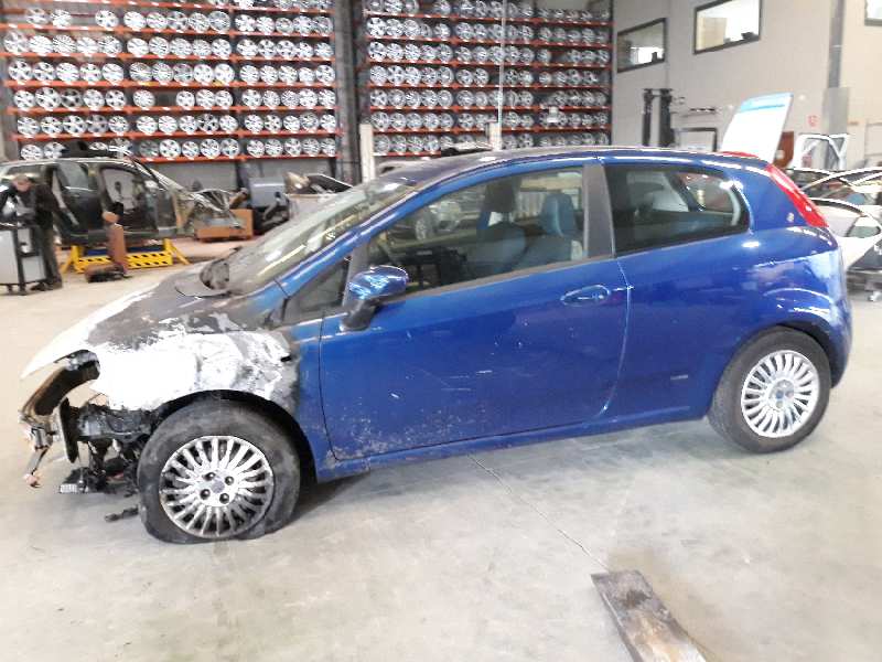 FIAT Grande Punto 1 generation (2006-2008) Vänster sidospegel 735465562,735596879 19592739