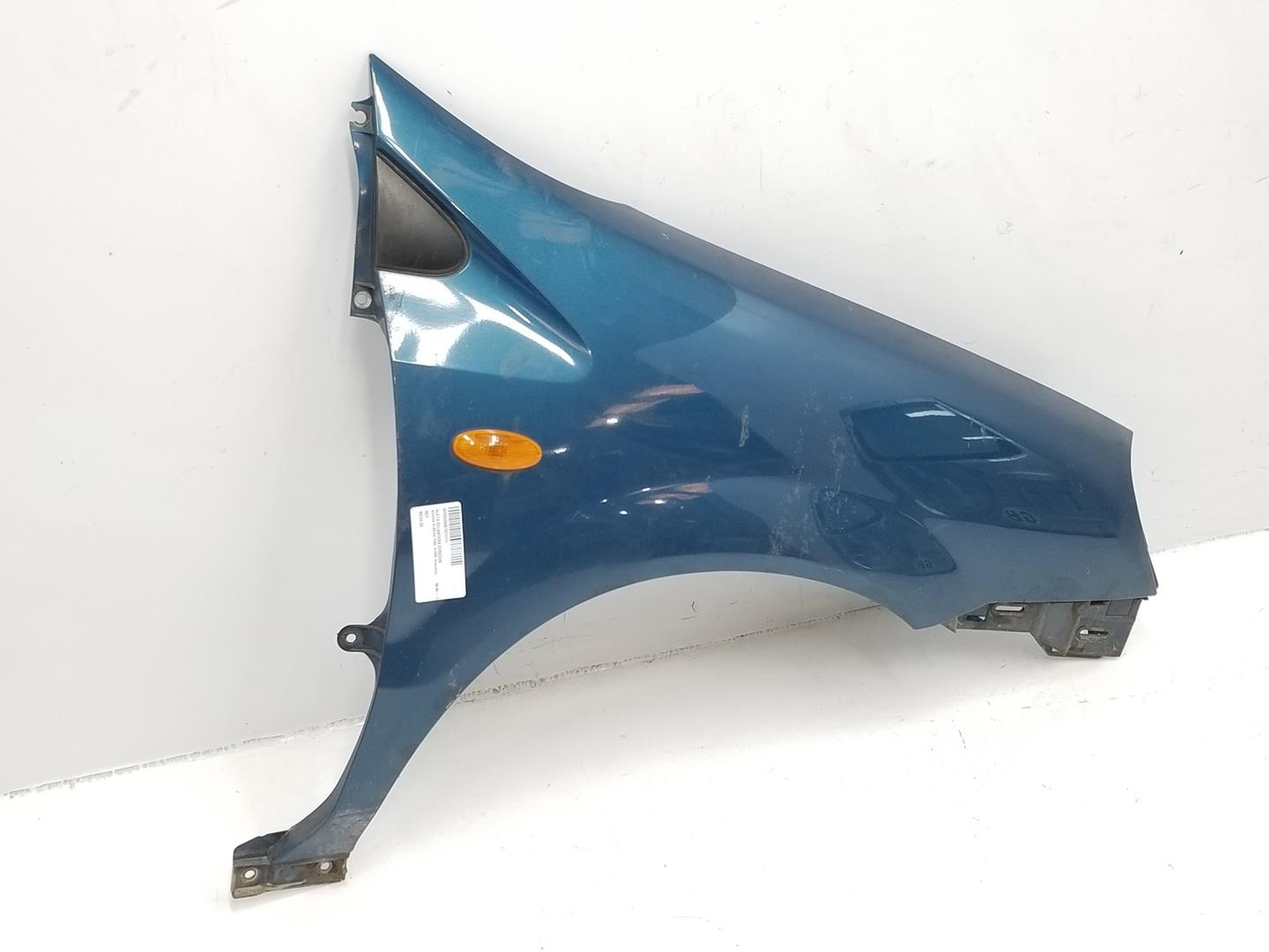 NISSAN Almera Tino 1 generation  (2000-2006) Преден десен калник 63100BU435,63100BU435,COLORAZUL 24175019