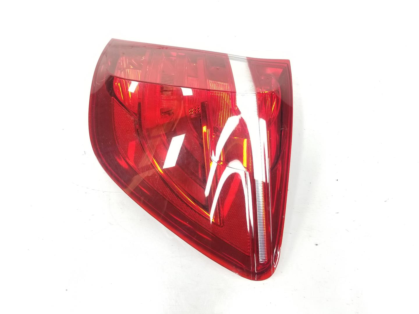 BMW X4 F26 (2014-2018) Rear Right Taillight Lamp 63217220242, 7220242, BLANCO300 21076402