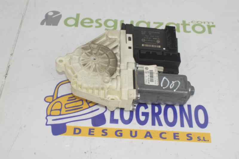 VOLKSWAGEN Passat B6 (2005-2010) Motor de control geam ușă dreapta față 1K0959702Q,1K0959793L 19554889