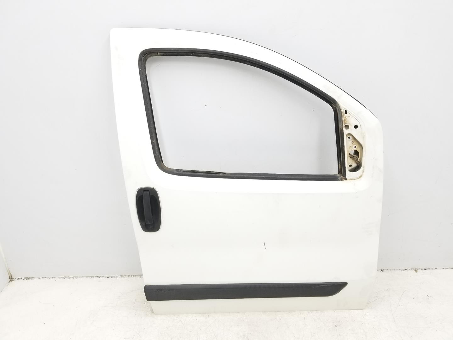 PEUGEOT Bipper 1 generation (2008-2020) Передняя правая дверь 9004EP, 1636123880, COLORBLANCOEWP 19936792
