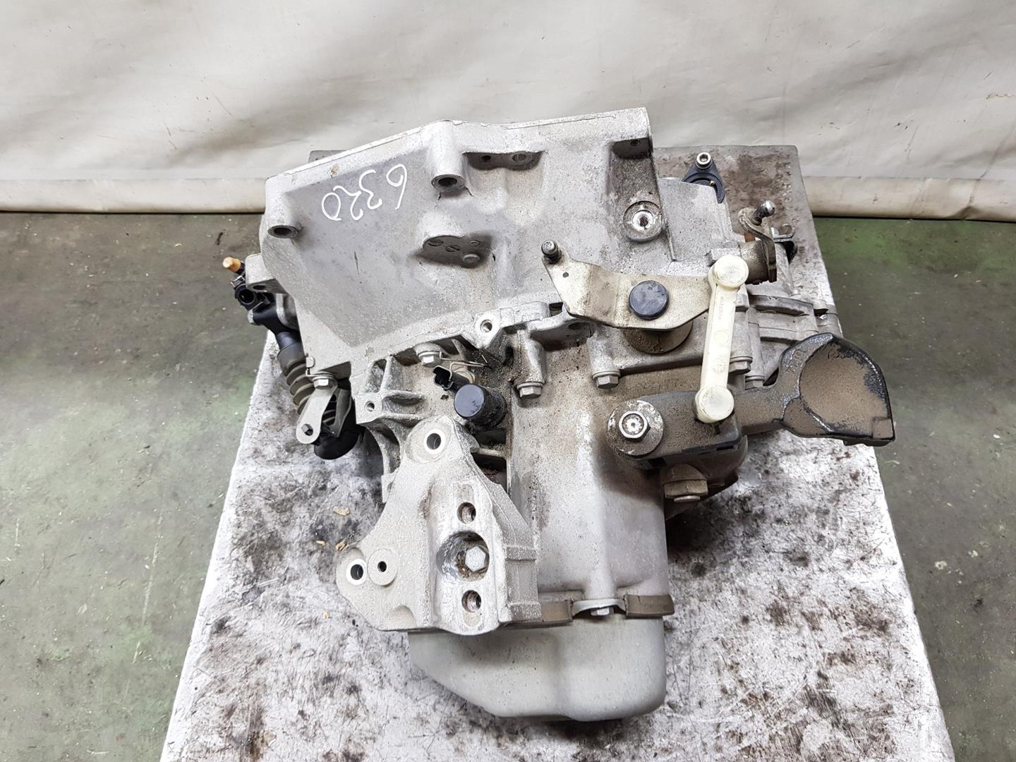 CITROËN C3 2 generation (2009-2016) Gearbox 20A701 21423526