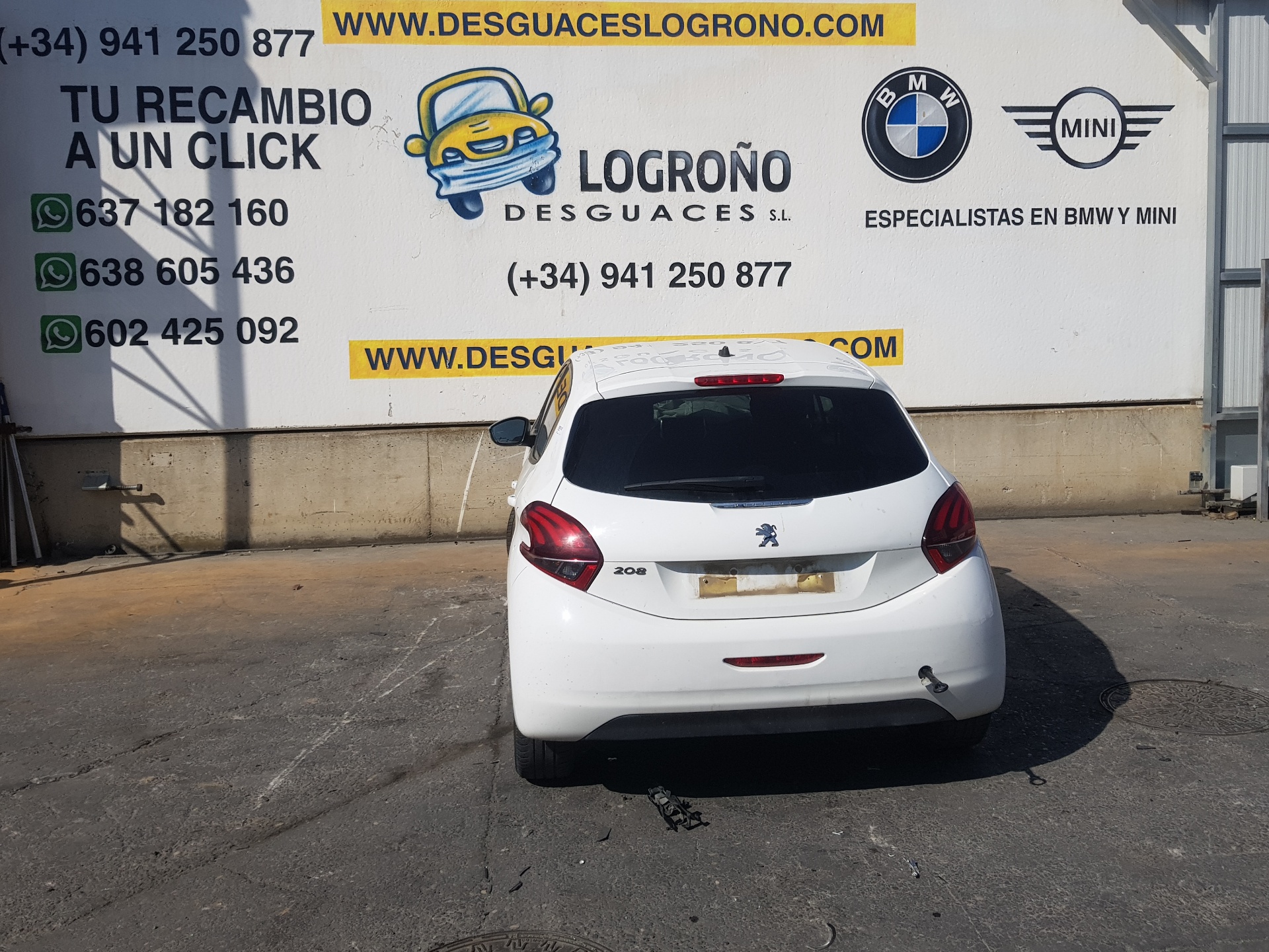 PEUGEOT 208 Peugeot 208 (2012-2015) Стеклоподъемник передней левой двери 9816402180,9816402180 27258643