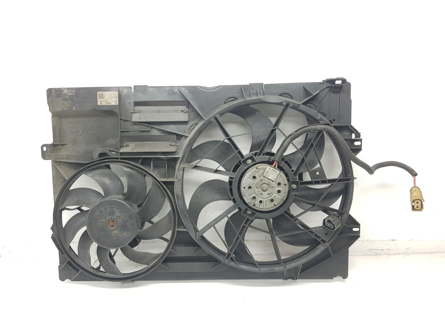 VOLKSWAGEN Transporter T5 (2003-2015) Ventilateur diffuseur 0130303306, 7H0121207H 24251700