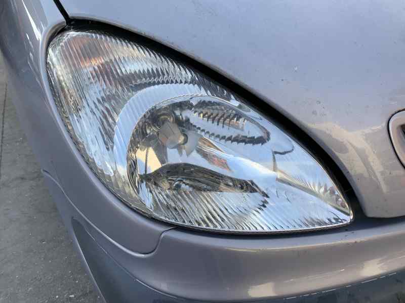 CITROËN Xsara Picasso 1 generation (1999-2010) Front Right Fog Light 9638225680, 6204AA 19652284