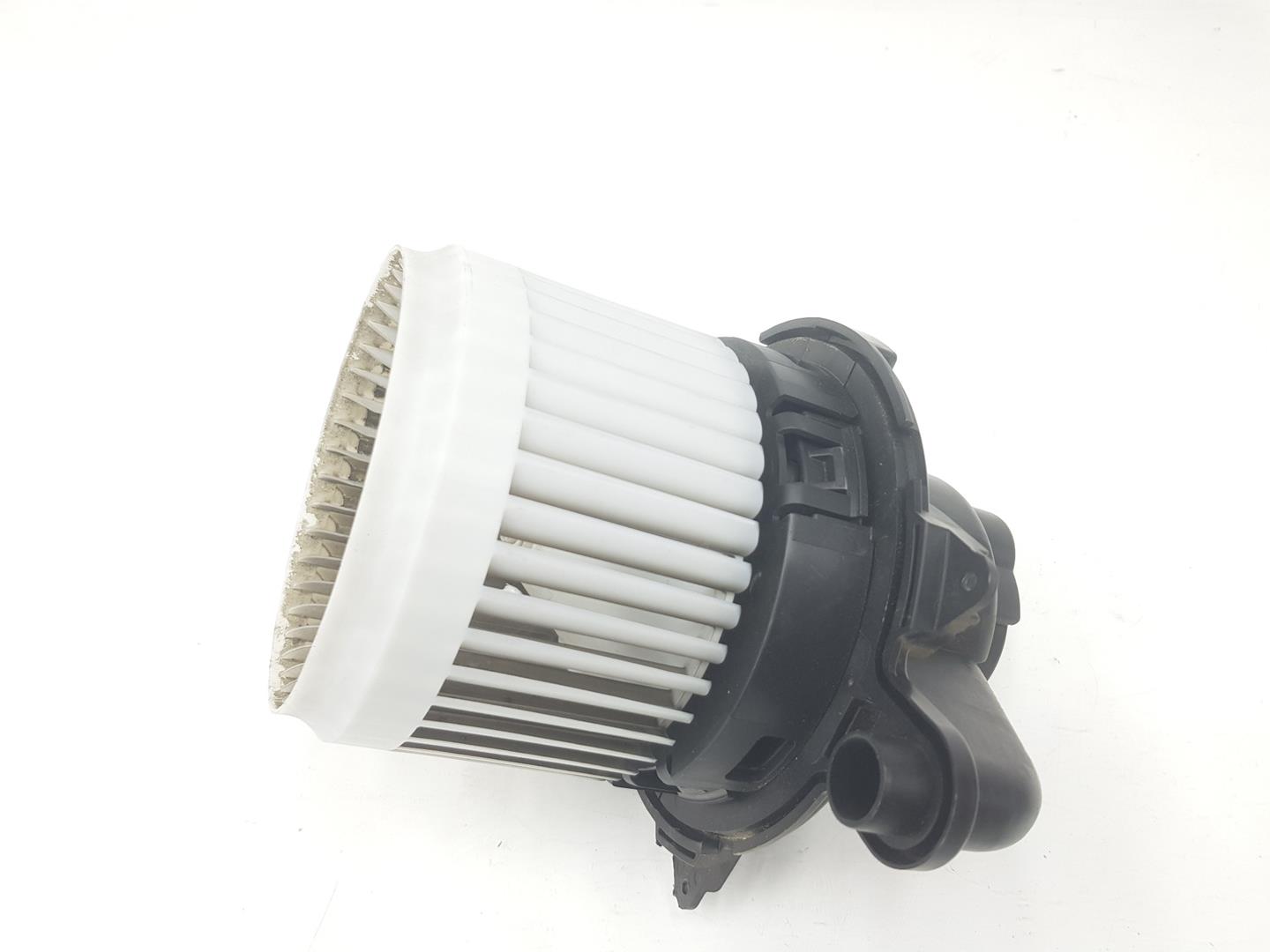 DACIA Sandero 2 generation (2013-2020) Heater Blower Fan 5P3730100, 272108177R 24528596