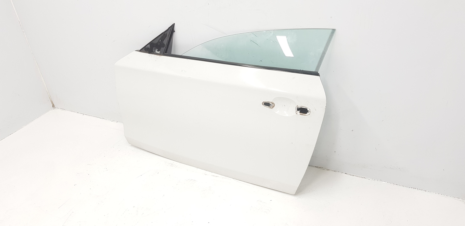 BMW 1 Series E81/E82/E87/E88 (2004-2013) Front Left Door 41515A2A377, 5A2A377, COLORBLANCO300 20581010