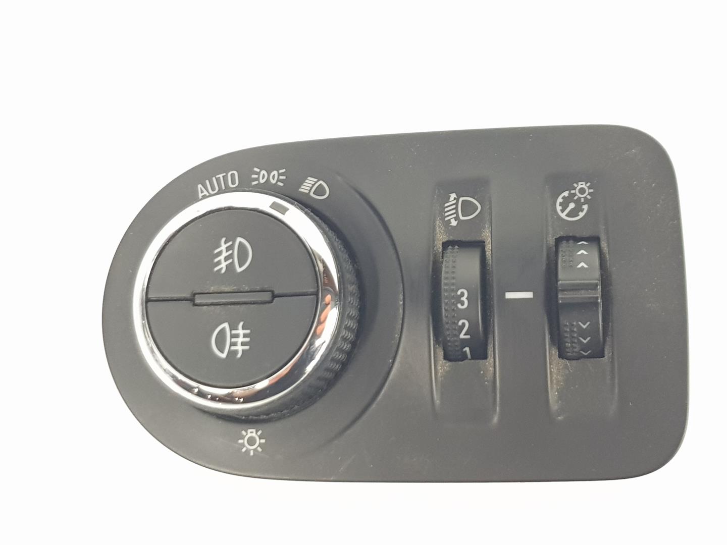 OPEL Astra K (2015-2021) Headlight Switch Control Unit 39050757, 39050757 19868808