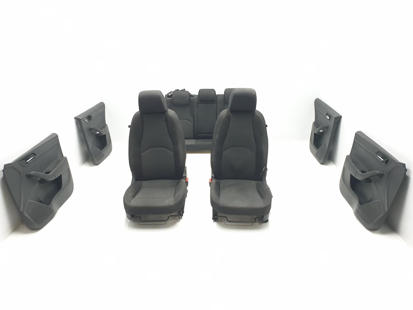 SEAT Toledo 4 generation (2012-2020) Sėdynės ENTELA, MANUAL, CONPANELES 24301157