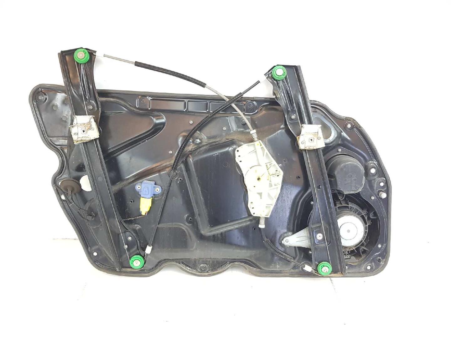 VOLKSWAGEN Passat Variant 1 generation (2010-2024) Vindusregulator foran høyre dør 3C1837756H, 981220107, 3C1837462H 19665279