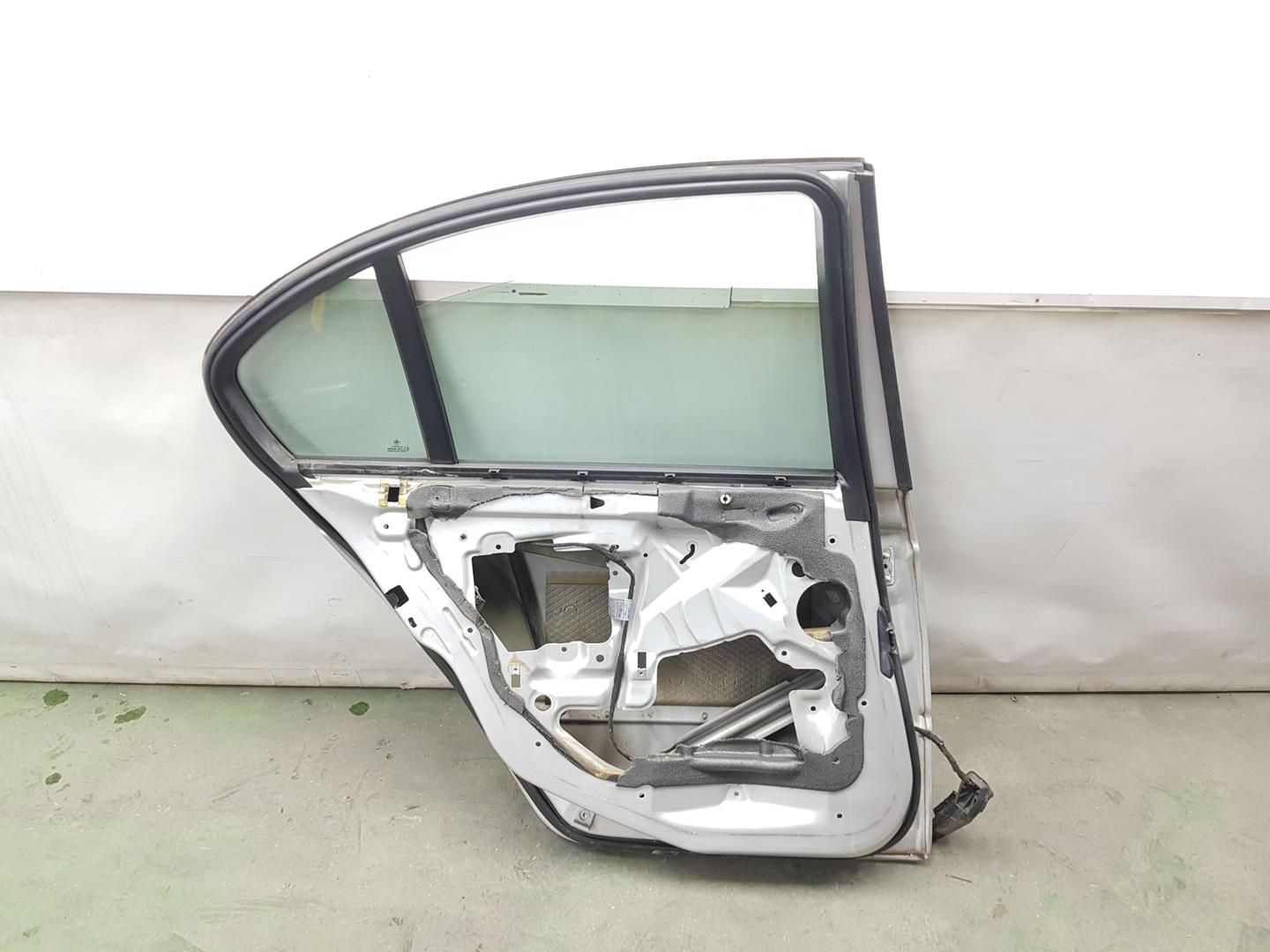 BMW 3 Series E46 (1997-2006) Rear Left Door 41527034153, 41527034153 19893186