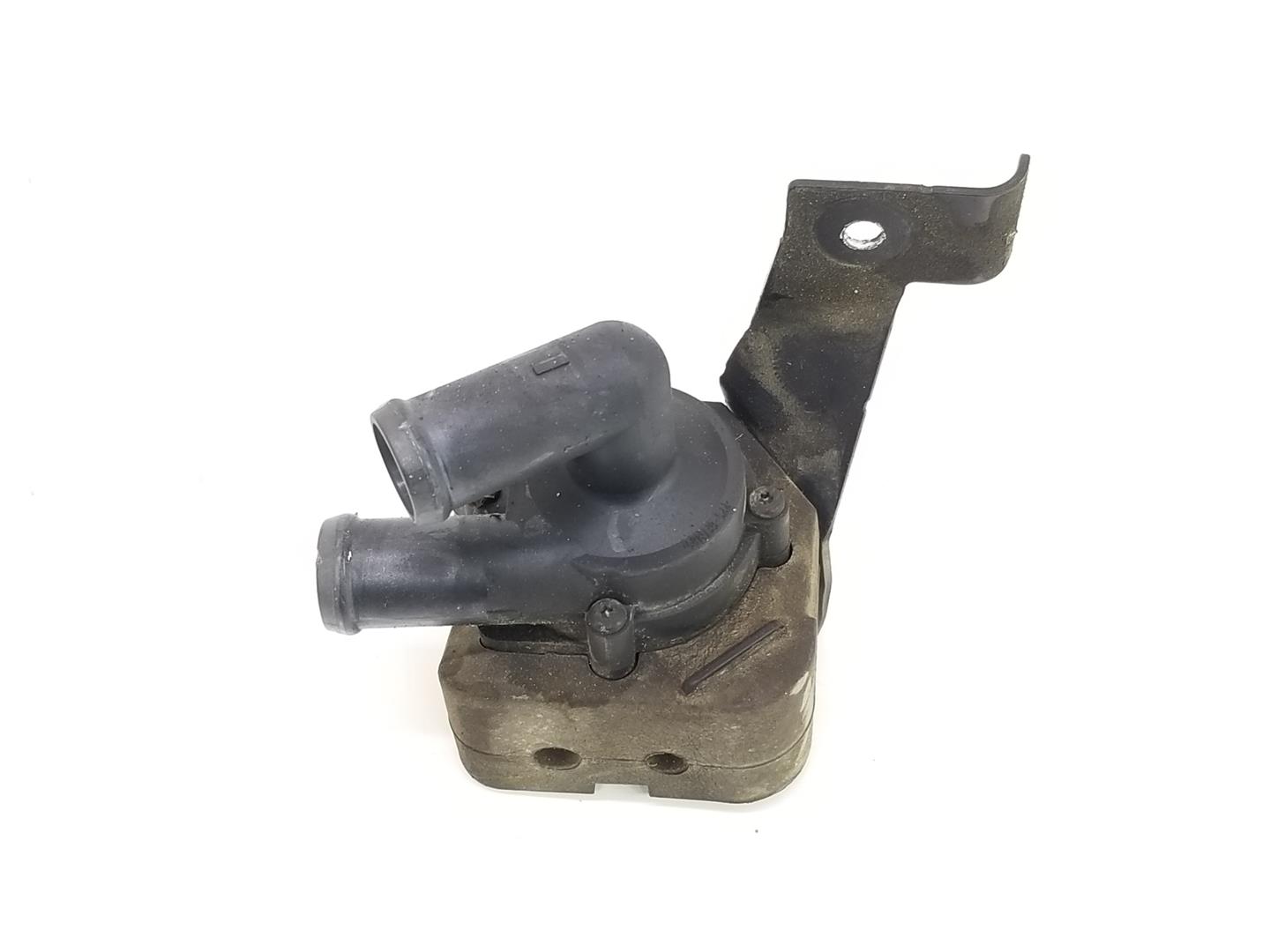 BMW 5 Series F10/F11 (2009-2017) Water Pump 64119239313, 9239313 23777373