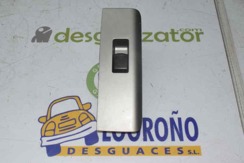 NISSAN NP300 1 generation (2008-2015) Кнопка стеклоподъемника задней правой двери 25411EA003, 25411EA003 19590639