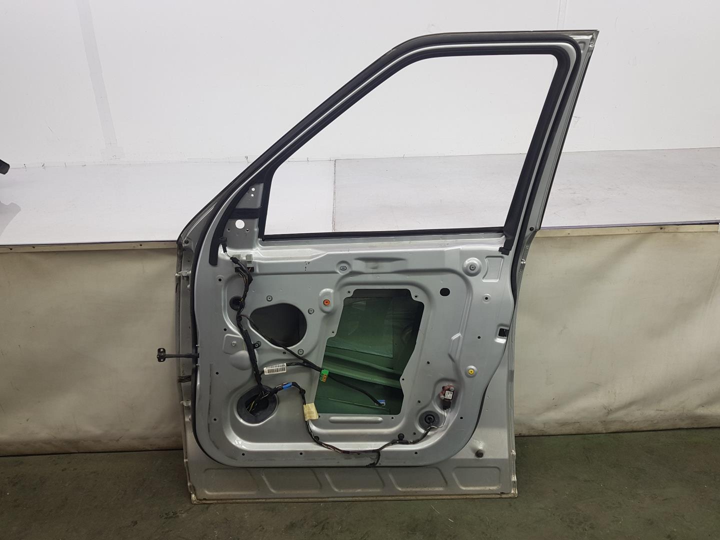 LAND ROVER Range Rover Sport 1 generation (2005-2013) Front Right Door LR016464, AH3220124BA 19809315