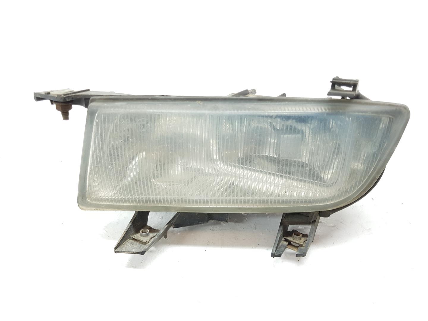 SAAB 93 1 generation (1956-1960) Front Left Fog Light 5333794, 5333794 21078156