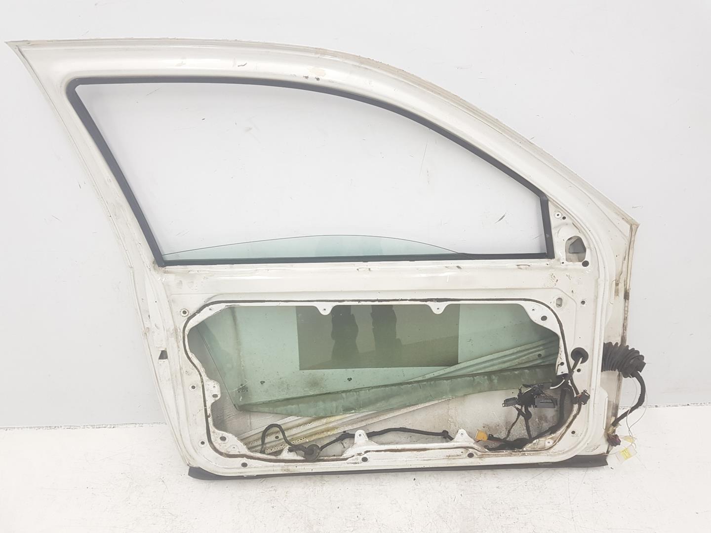 VOLKSWAGEN Bora 1 generation (1998-2005) Front Left Door 1J3831055H, COLORBLANCOB9A 19937250