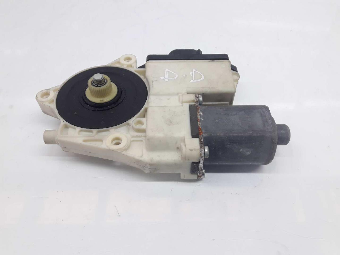 BMW X3 E83 (2003-2010) Front Right Door Window Control Motor 67626925964,6925964,S007083006 19653269