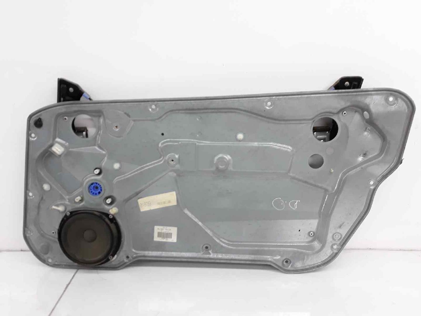 SEAT Cordoba 2 generation (1999-2009) Ridicător de geam ușă dreapta față 6L3837756S, 990698, 6L3837462 19679528