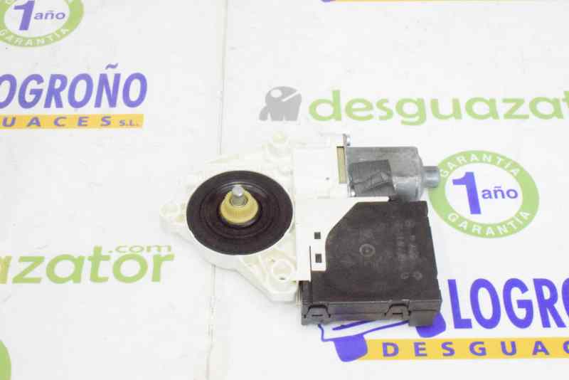 AUDI A2 8Z (1999-2005) Front Right Door Window Control Motor 8P0959802A, 8P0959802A 19605188