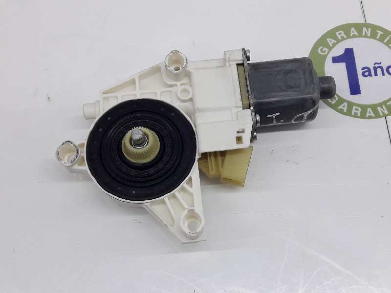 MERCEDES-BENZ C-Class W204/S204/C204 (2004-2015) Front Left Door Window Regulator Motor A2048200142,2129066802 19898835