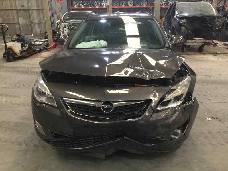 OPEL Astra J (2009-2020) Передний траверс 13470622,13470622 19579723