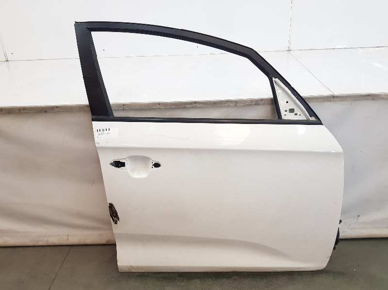 KIA Carens 3 generation (RP) (2013-2019) Front Right Door 76004A4000, BLANCO2222DL 19684742