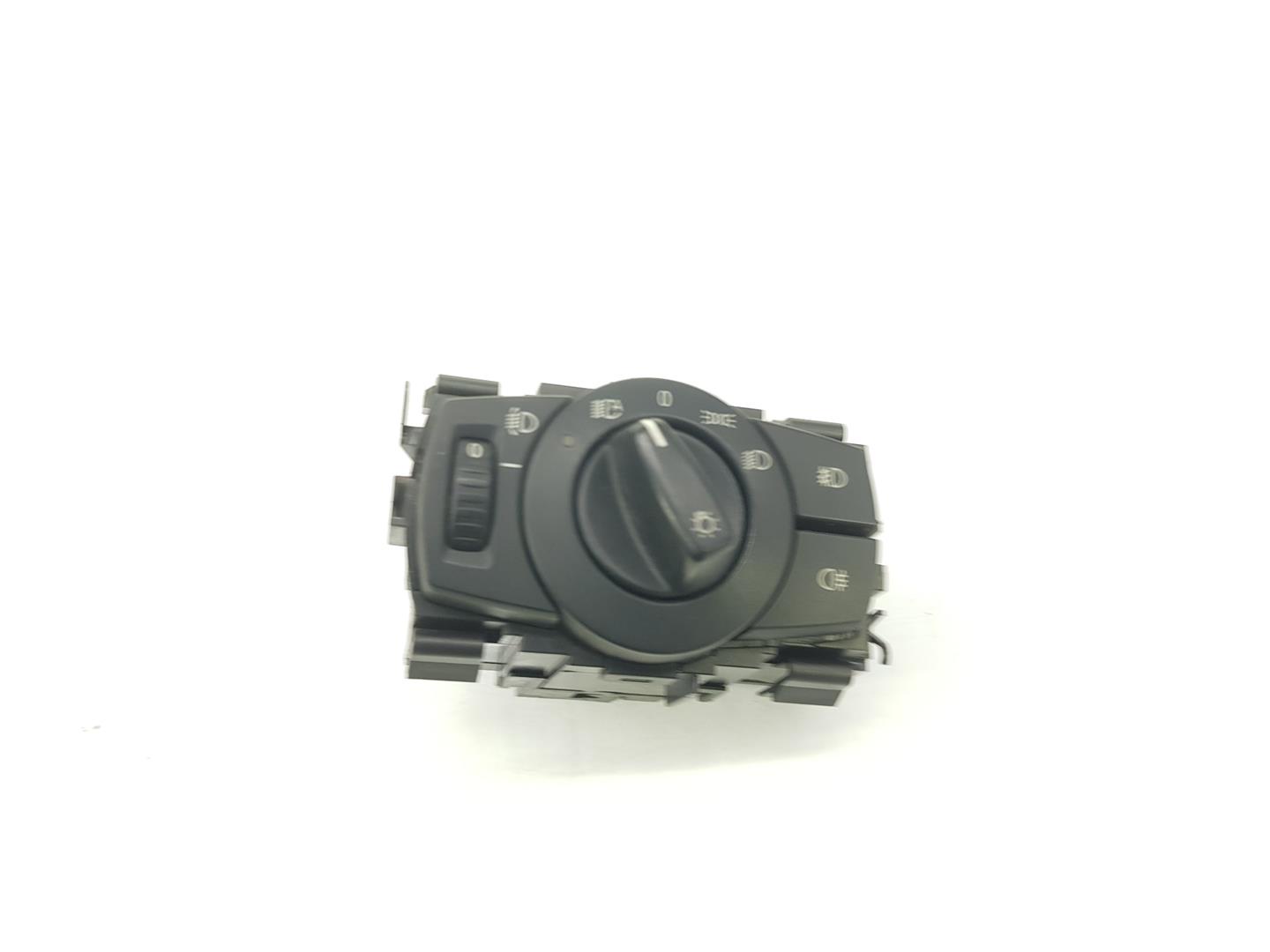 BMW 1 Series E81/E82/E87/E88 (2004-2013) Headlight Switch Control Unit 61316932792,61316932792 19799262