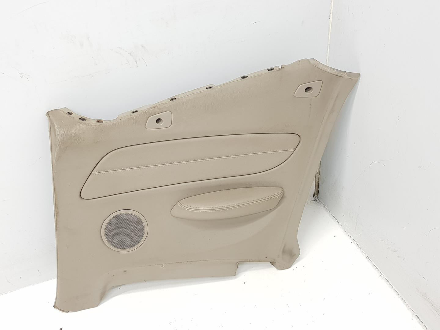 BMW 1 Series E81/E82/E87/E88 (2004-2013) Seats CUEROBEIGE, MANUALES 21623545